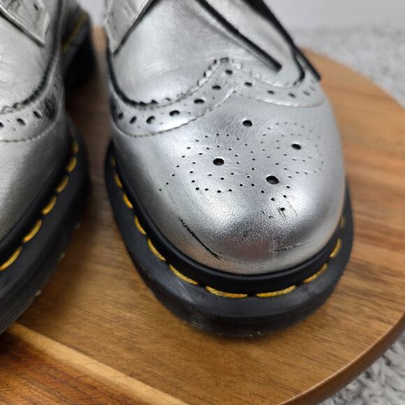 Dr. Martens Womens 8 3989 Metallic Silver Leather Brogue Long Wingtip Oxford - Picture 9 of 15